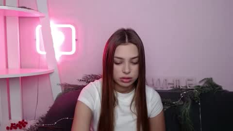 milanaangelas online show from February 2026 06:07:01 AM