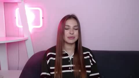 milanaangelas online show from March 2026 05:45:01 AM