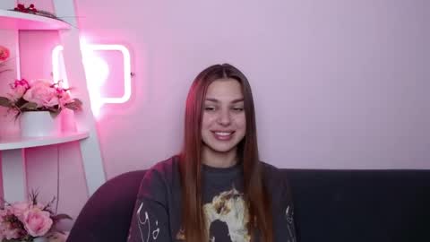milanaangelas online show from April 2026 07:39:01 PM