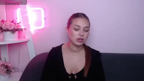 milanaangelas online show from June 2026 04:50:01 AM