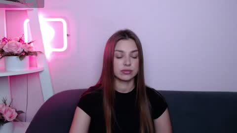 milanaangelas online show from June 2026 04:58:01 AM