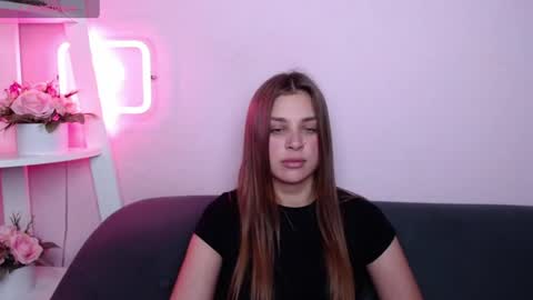 milanaangelas online show from June 2026 04:54:01 PM