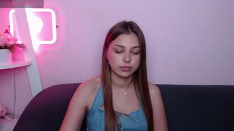 milanaangelas online show from June 2026 06:07:01 AM