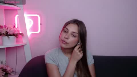 milanaangelas online show from June 2026 04:50:01 AM