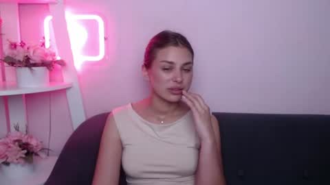 milanaangelas online show from June 2026 10:15:01 AM