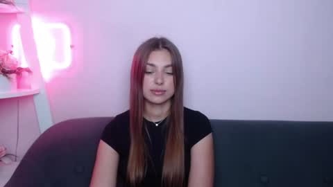 milanaangelas online show from July 2026 04:50:01 AM