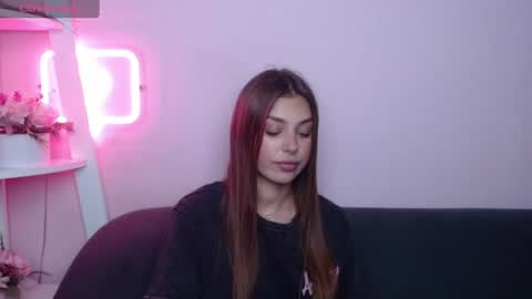 milanaangelas online show from July 2026 04:52:02 AM