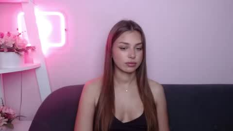 milanaangelas online show from July 2026 04:49:01 AM