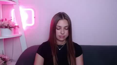 milanaangelas online show from July 2026 10:39:01 AM