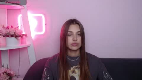 milanaangelas online show from July 2026 05:05:02 AM