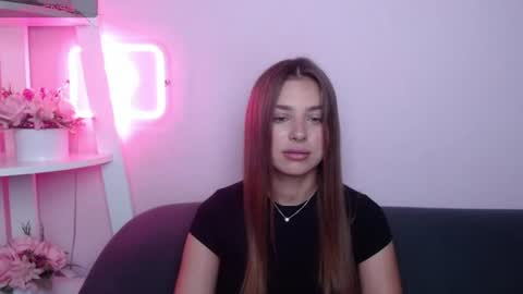 milanaangelas online show from July 2026 04:42:02 AM