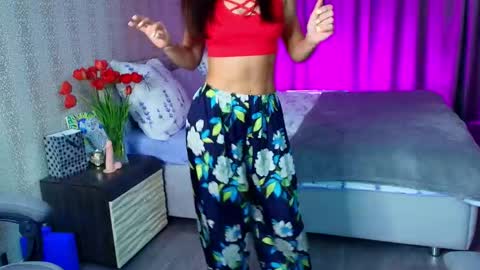 Milana online show from May 2026 08:30:01 AM