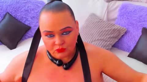 Lana online show from February 2025 12:38:02 PM