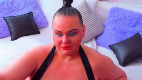 Lana online show from February 2025 08:28:02 AM