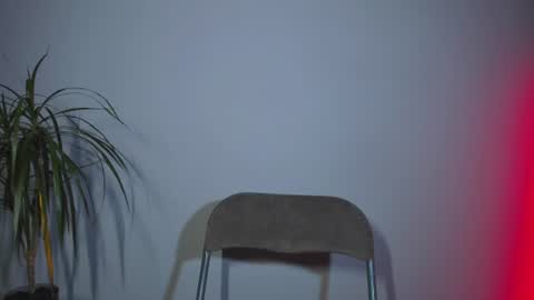 Milana online show from June 2026 10:37:01 PM