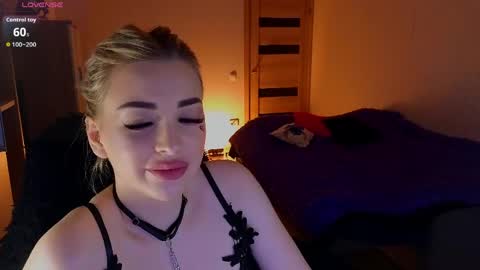 Lana online show from May 2026 08:03:02 PM