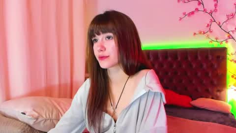 Milana online show from July 2026 05:13:01 AM