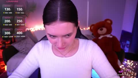 Milana online show from April 2026 01:16:01 PM