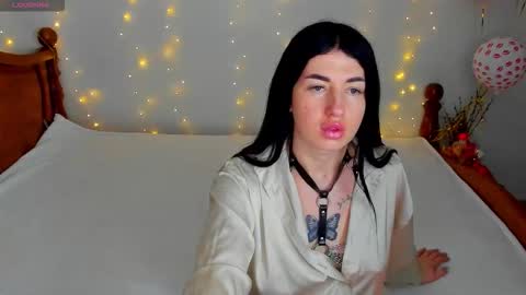 milana online show from March 2026 07:09:01 PM