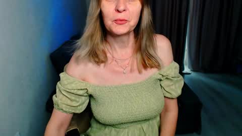 Milena online show from May 2026 07:59:02 AM