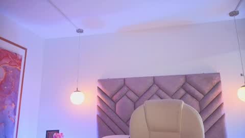 Milan Corleone online show from May 2026 11:18:01 AM