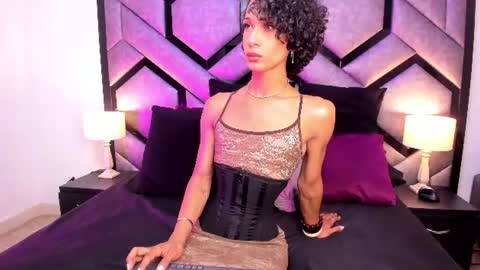 milanduval online show from July 2026 09:31:02 PM