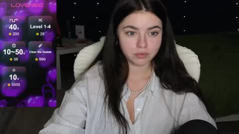 Snapshot of milania_hot_foxy chatting on February 2025 06:41:01 PM Mila online show from February 2025 06:41:01 PM