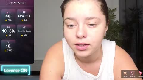 Snapshot of milania_hot_foxy chatting on October 2025 12:24:01 PM Mila online show from October 2025 12:24:01 PM