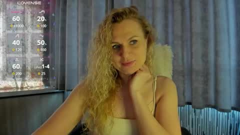 milanna_x online show from May 2026 03:20:01 PM