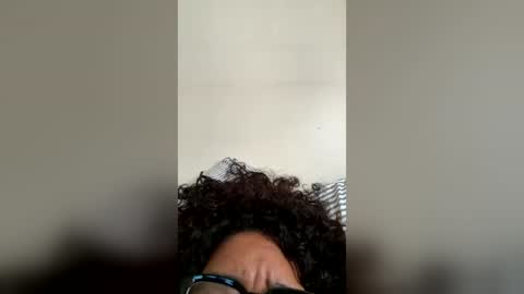 milanolovesyou online show from July 2026 07:04:01 PM