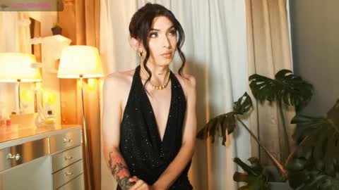 Snapshot of milansantana24 chatting on November 2025 01:05:01 AM MILAN SANTANA online show from November 2025 01:05:01 AM