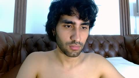 milanzaire online show from December 2024 04:42:02 AM