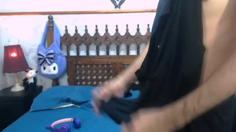 milanzaire online show from March 2025 02:19:02 AM