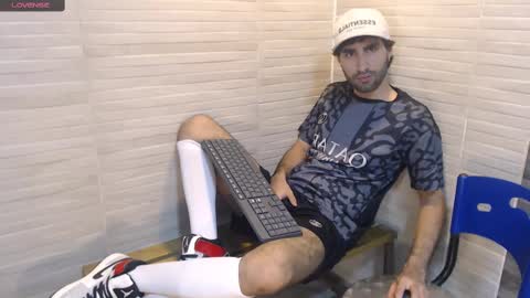 milanzaire online show from March 2025 02:41:02 AM