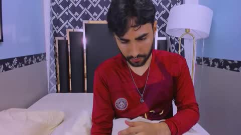 milanzaire online show from October 2025 12:30:02 AM