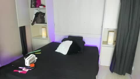 milasantoss online show from July 2026 11:36:01 AM