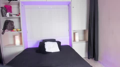 milasantoss online show from July 2026 11:46:01 AM