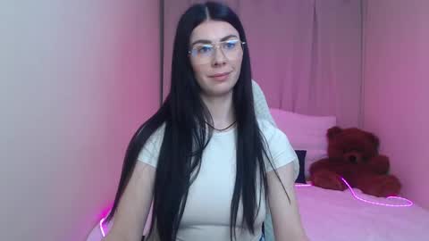 milasecretsss online show from May 2026 07:25:01 AM