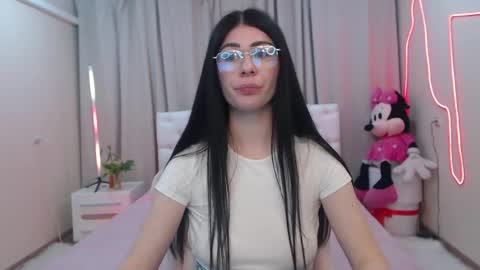 milasecretsss online show from May 2026 06:32:03 AM