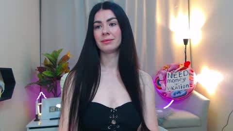 milasecretsss online show from May 2026 06:43:01 AM