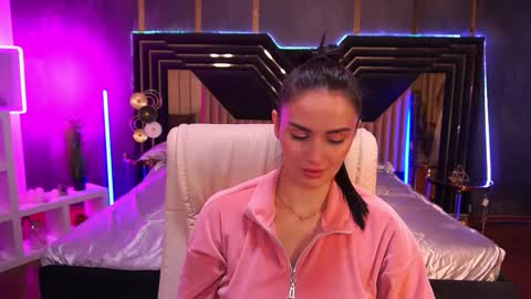 Snapshot of milashalovely chatting on October 2025 07:09:01 AM Milasha online show from October 2025 07:09:01 AM