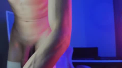 Mila online show from March 2025 11:40:02 AM