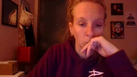Snapshot of milastoned chatting on April 2026 06:48:02 PM Mila online show from April 2026 06:48:02 PM