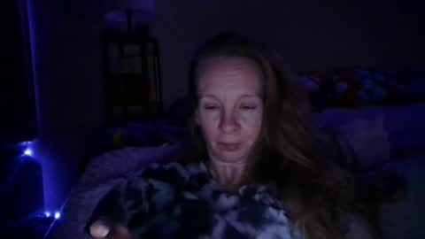 Snapshot of milastoned chatting on April 2026 04:15:01 AM Mila online show from April 2026 04:15:01 AM