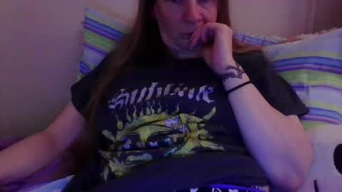 Snapshot of milastoned chatting on April 2026 04:11:02 PM Mila online show from April 2026 04:11:02 PM
