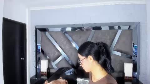 Milawink online show from June 2026 07:16:01 PM