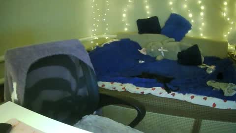 Snapshot of milaxcute chatting on December 2025 08:03:02 PM Milaxcute online show from December 2025 08:03:02 PM