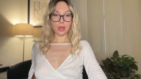 Mila online show from July 2026 03:37:02 PM
