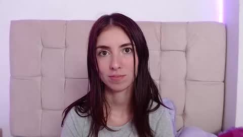 Ana online show from December 2024 11:18:02 PM