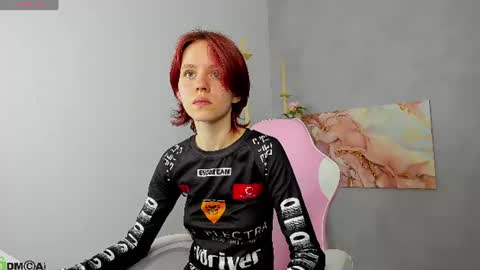 Milena online show from June 2026 01:21:01 AM